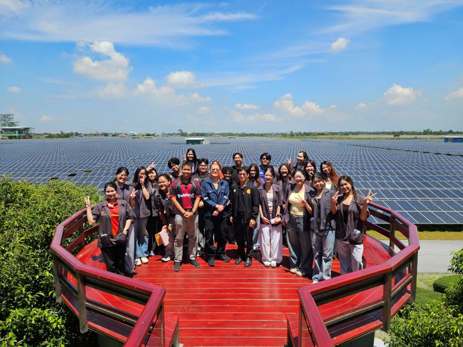 BCPG ต้อนรับนักศึกษามหาวิทยาลัยธรรมศาสตร์ เรียนรู้การผลิตไฟฟ้าจากพลังงานแสงอาทิตย์ที่ BCPG Visitor Center